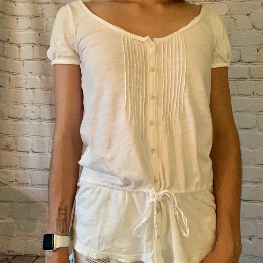 American Eagle Outfitters Short Sleeve Top